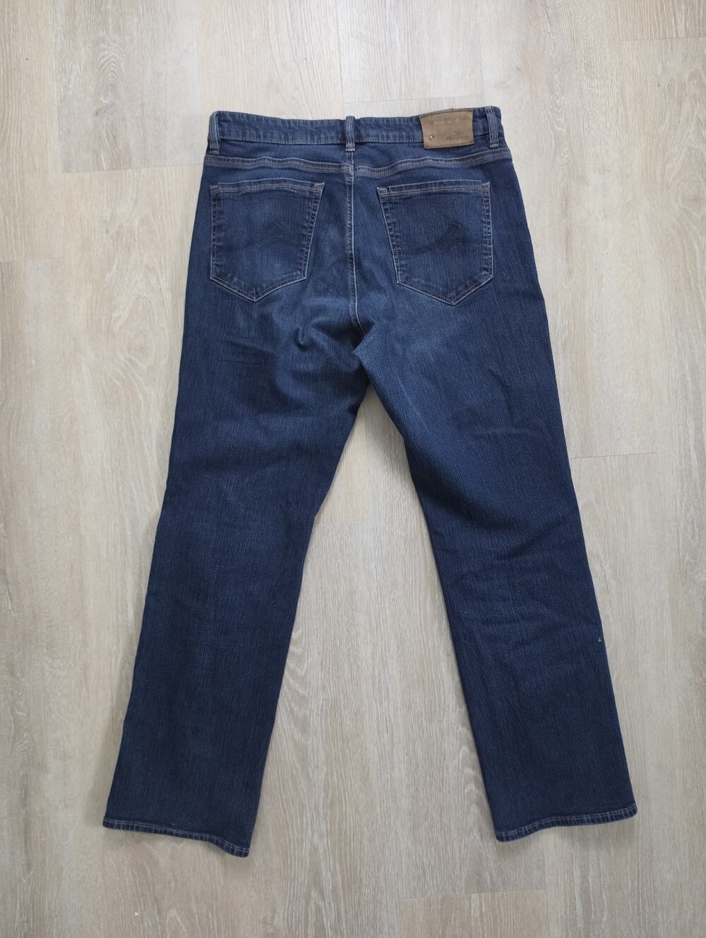 34 Heritage Jeans Charisma Comfort Rise Classic Size 36x32